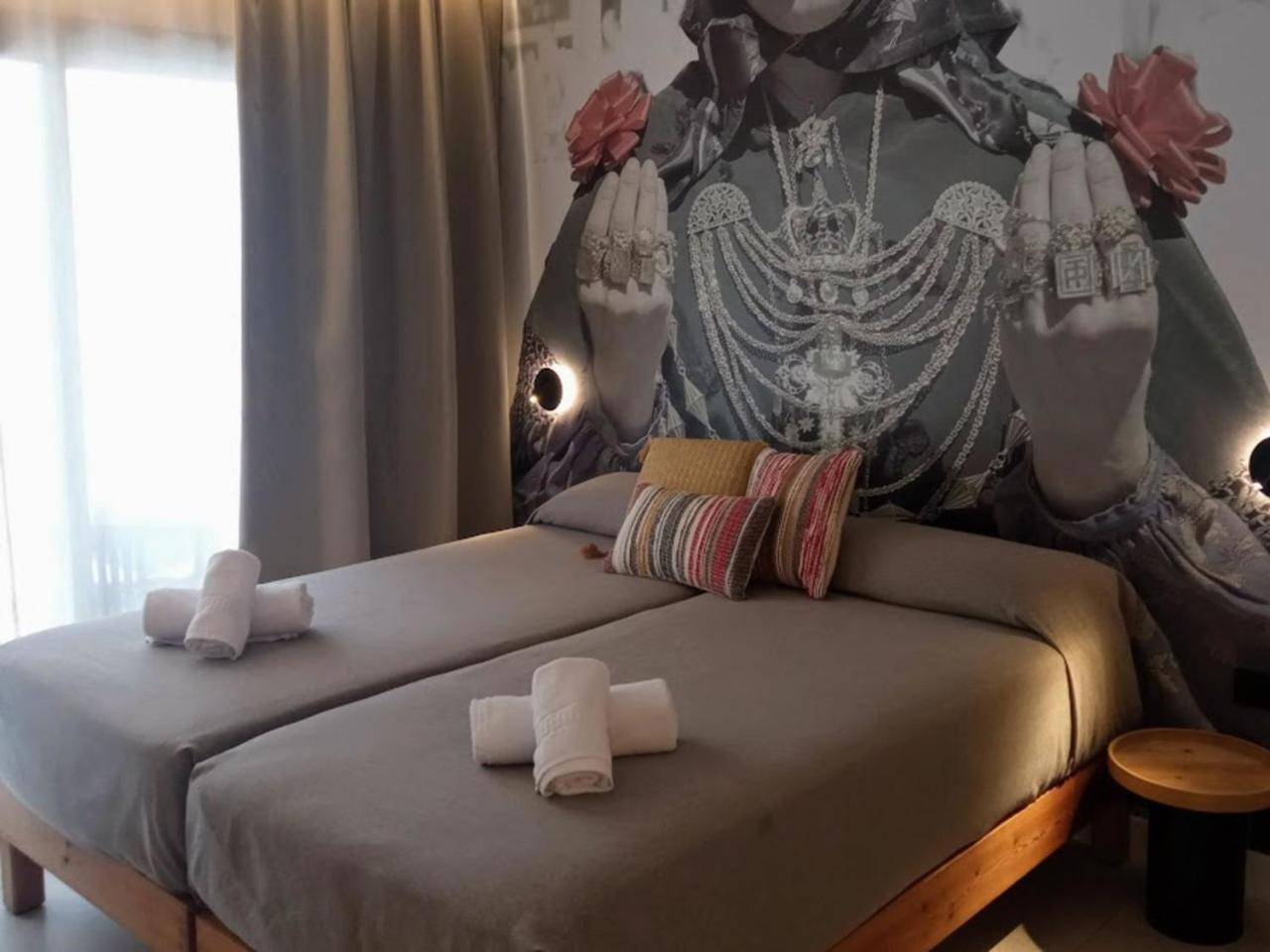 Apartamentos Orvay San Antonio  Exteriör bild