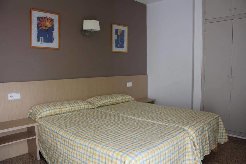 Apartamentos Orvay San Antonio  Exteriör bild